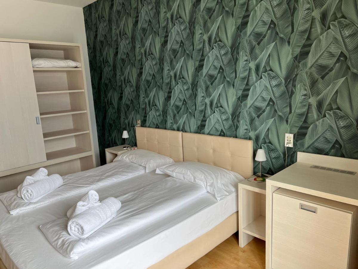 Albergo San Remo Malcesine Bagian luar foto