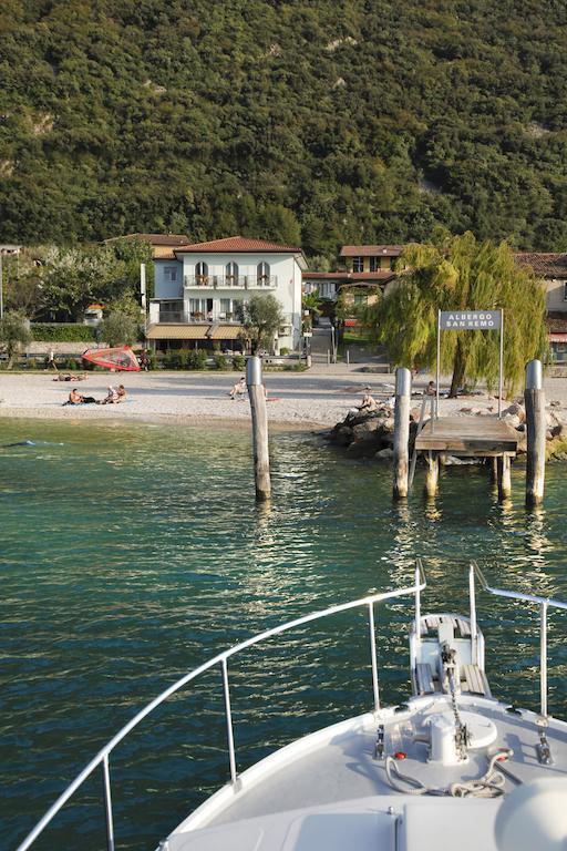 Albergo San Remo Malcesine Bagian luar foto