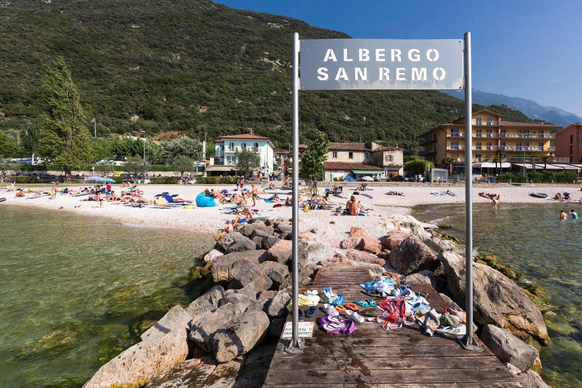 Albergo San Remo Malcesine Bagian luar foto