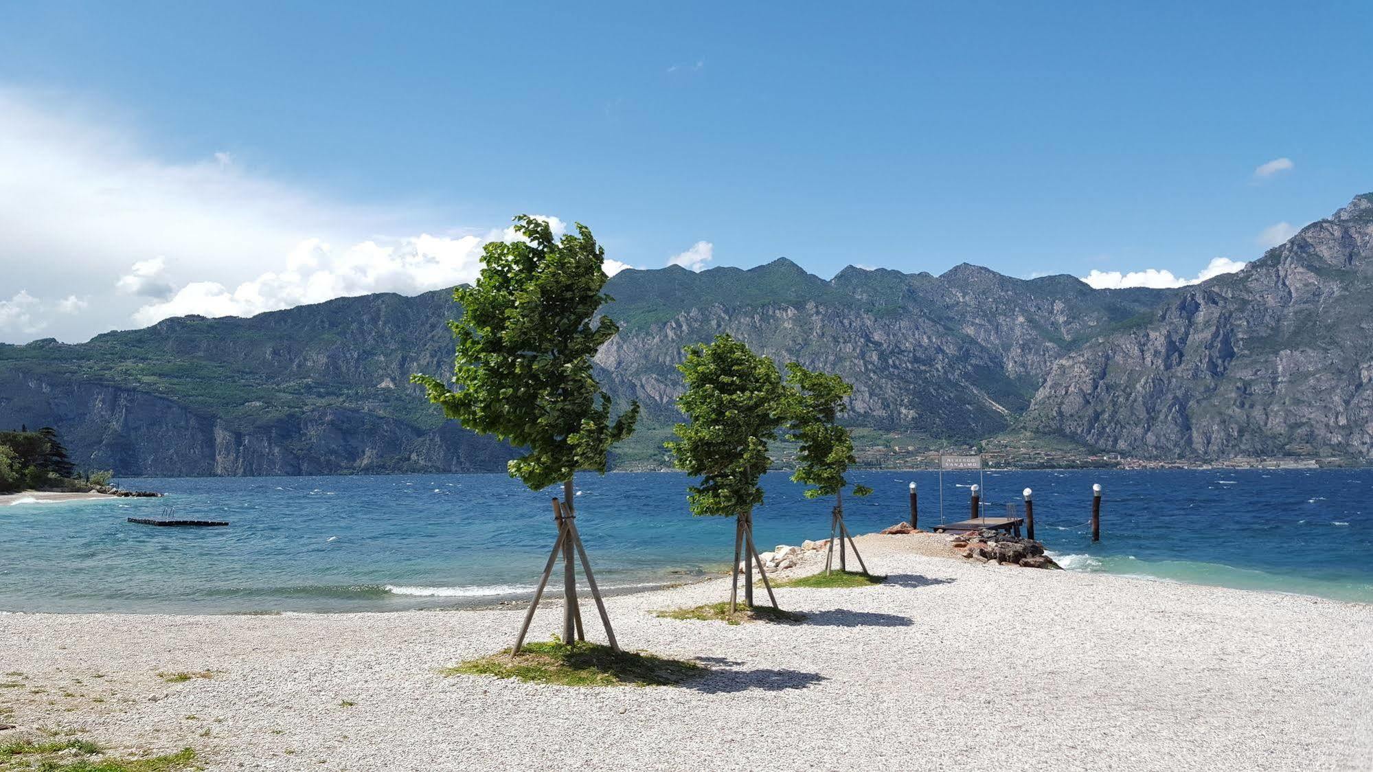 Albergo San Remo Malcesine Bagian luar foto